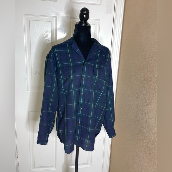 ralph lauren country Other - Ralph Lauren Country Women's Long Sleeve Button Down Plaid Shirt Green Size M